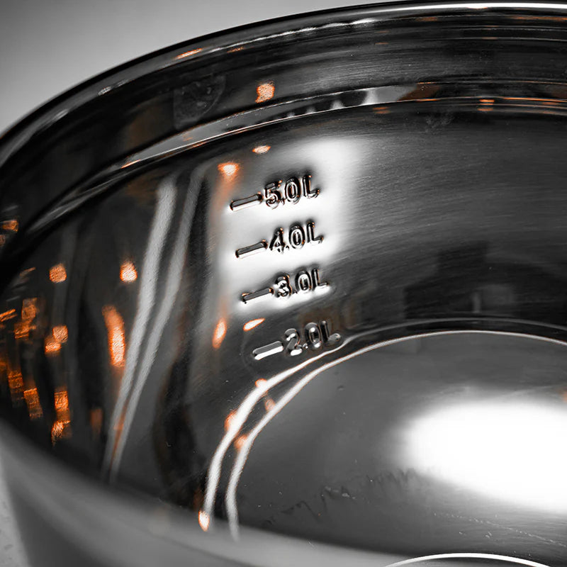 Large mixing bowl 